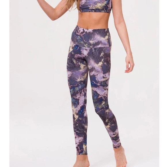 Onzie Multicolor Tie-Dye Leggings - Picture 1 of 10